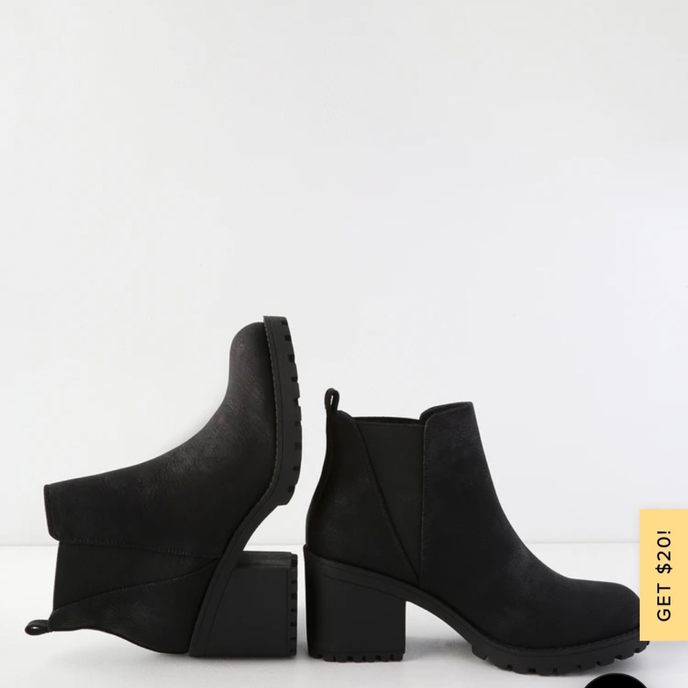 Dirty Laundry Lisbon ankle booties.